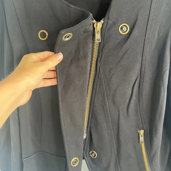 CAbi‎ Black Slant Front Zip Long Sleeve Ponte Cardigan Moto Jacket Sz MD - Picture 4 of 9
